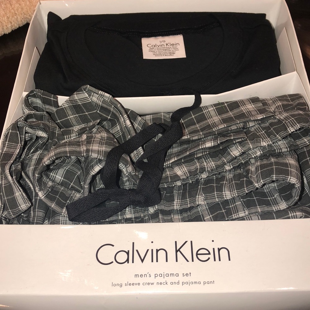 Calvin Klein Men’s pajama set